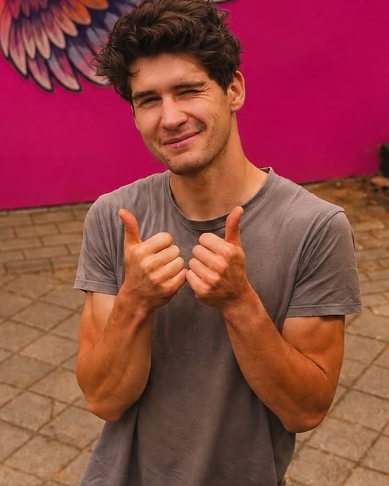 Marks Vāle